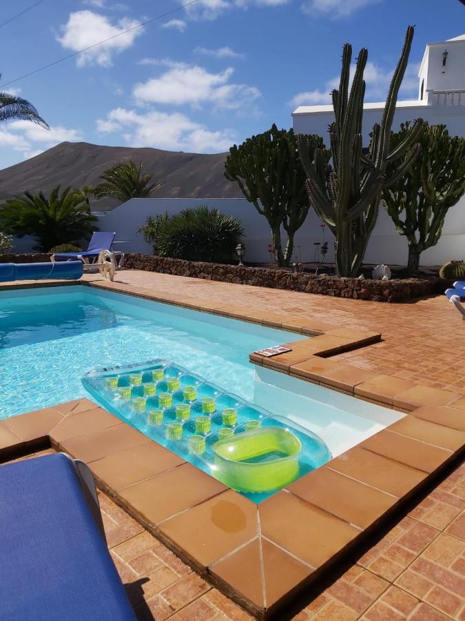 Villa Lucky - Heated Pool Mácher 外观 照片