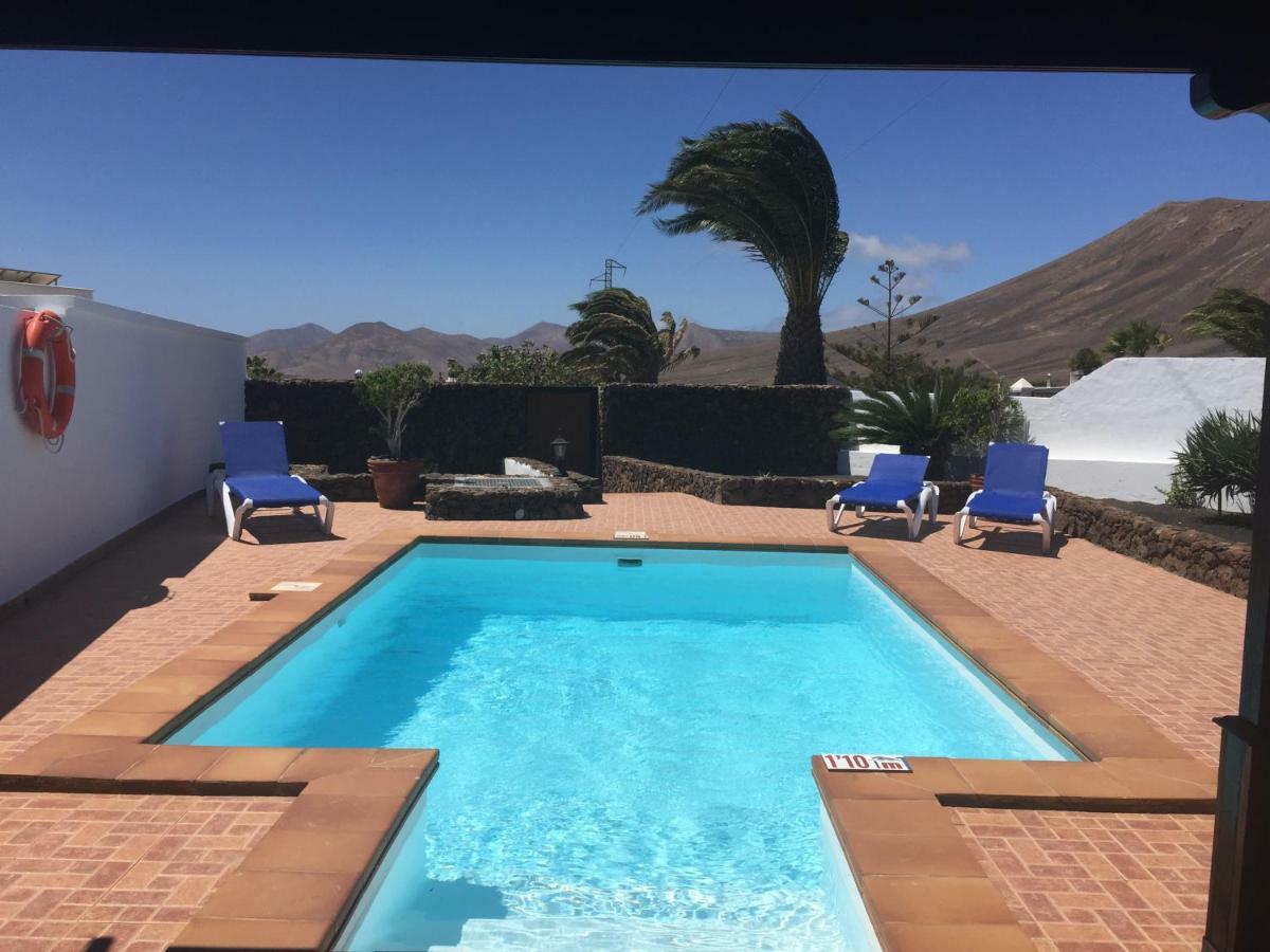 Villa Lucky - Heated Pool Mácher 外观 照片